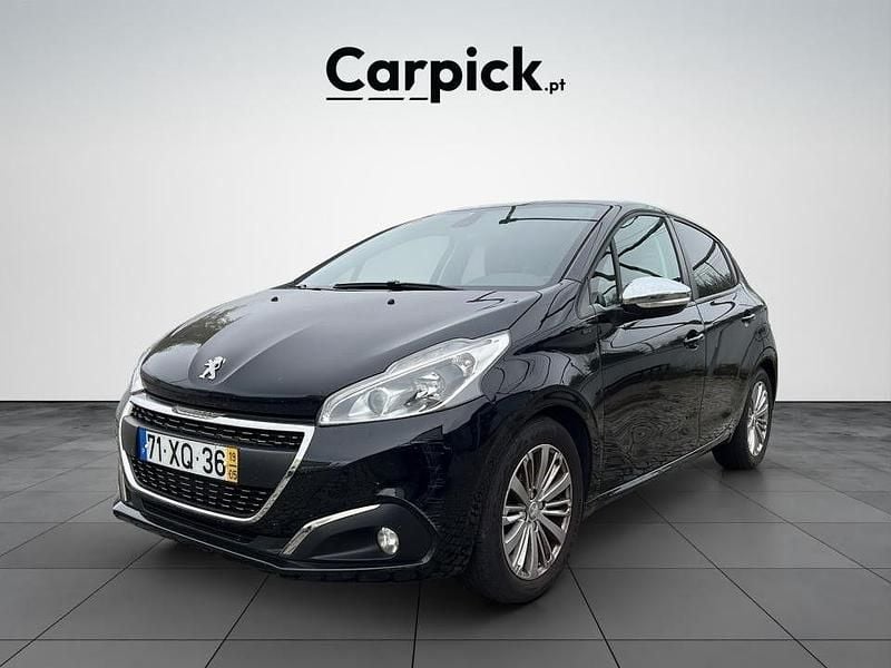 Preto Usado 2019 Peugeot 208 Signature Sky Citadino | € 9.900 (Preço justo) - Imagem 1/4