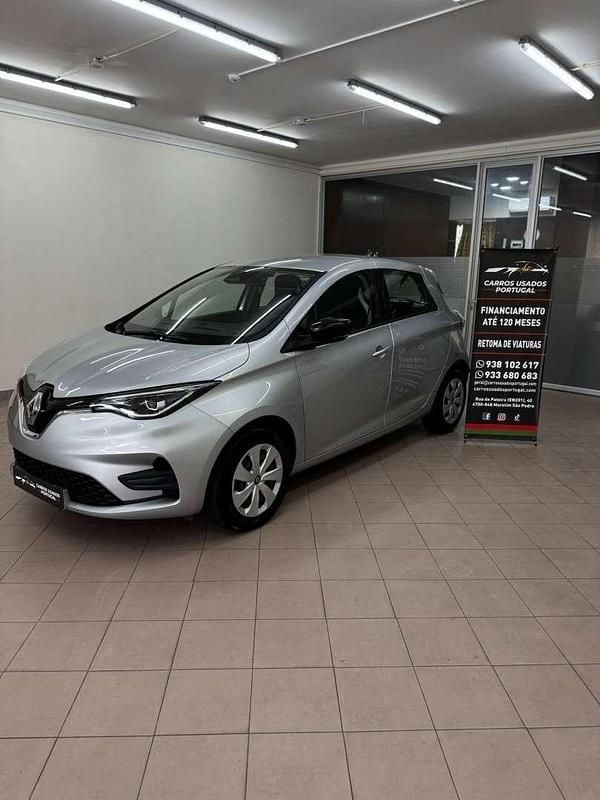 Cinza Usado 2021 Renault Zoe Evolution Citadino | € 15.990 (Bom preço) - Imagem 1/4