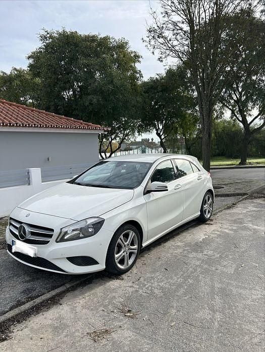 Usado Mercedes A160 66 HP (48 kW) 2015 Sedan