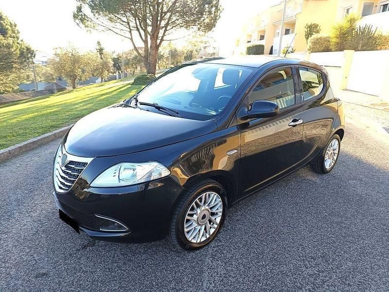 Usado 2014 Lancia Ypsilon Citadino | € 4.480 - Imagem 1/4