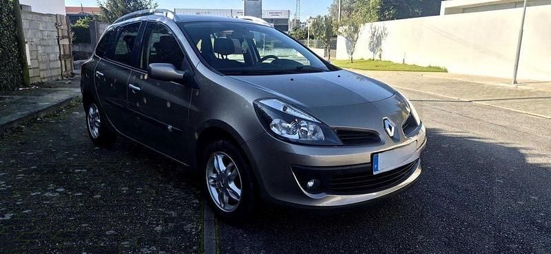 Usado 2008 Renault Clio II Carrinha | € 4.500 (Preço justo) - Imagem 1/4