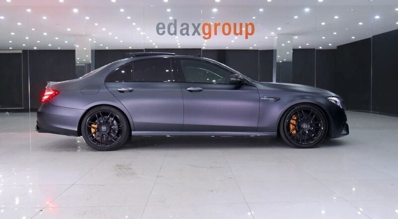 Usado Mercedes E63 AMG AMG 612 HP (450 kW) 2018 Cinza Carrinha