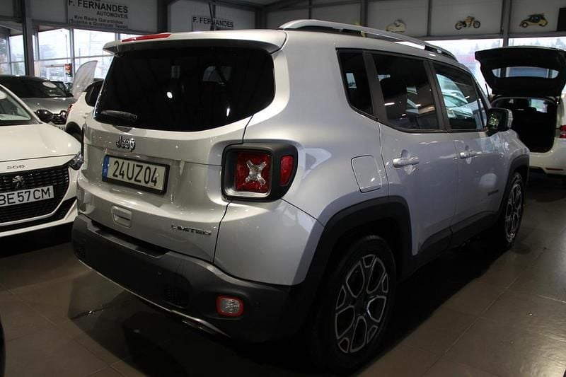 Usado Jeep Renegade 120 HP (88 kW) 2018 Cinzento SUV