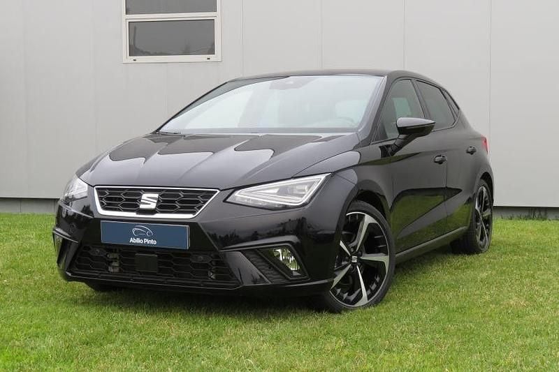Preto Usado 2023 Seat Ibiza FR | € 17.900 (Preço justo) - Imagem 1/4