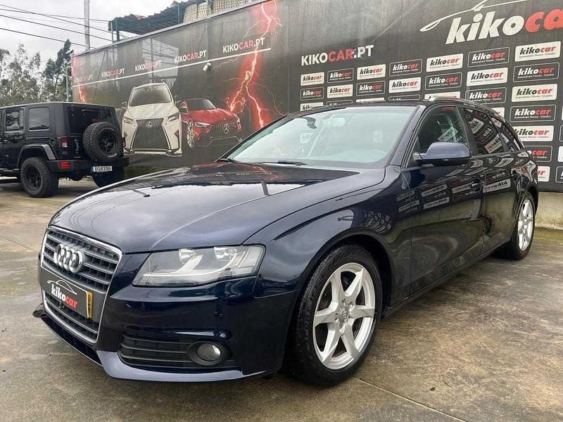 Usado Audi A4 Business 143 HP (105 kW) 2010 Azul Carrinha