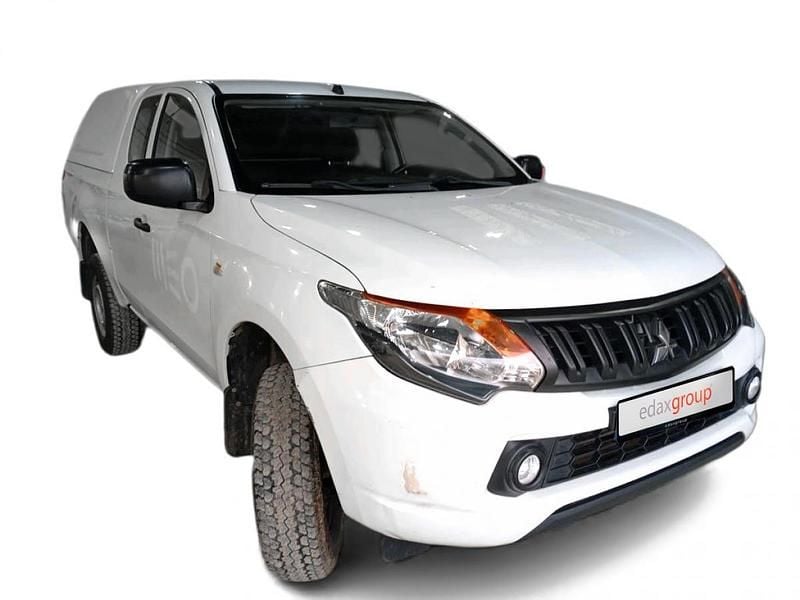 Branco Usado 2019 Mitsubishi L200 Pickup | € 23.490 - Imagem 1/4