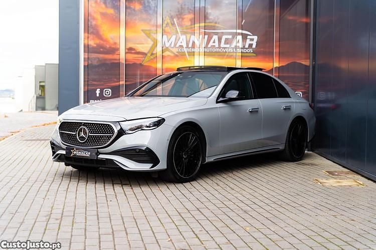 Cinza Usado 2024 Mercedes E300 AMG line Sedan | € 66.900 - Imagem 1/1