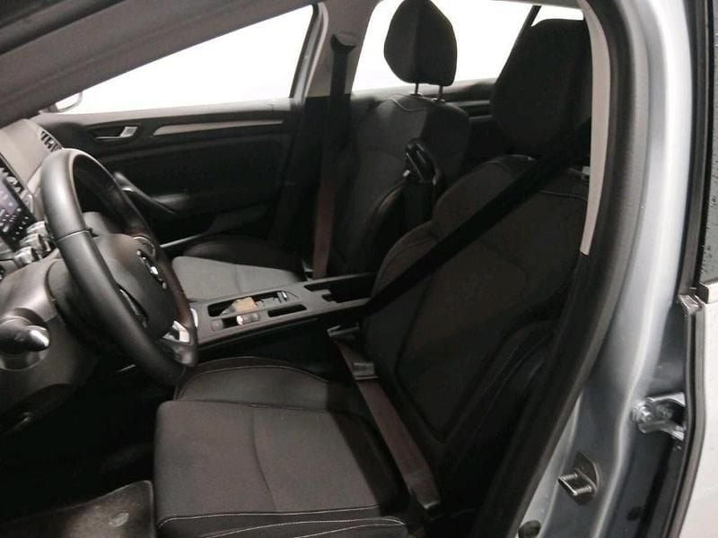 Usado Renault Mégane GrandTour Equilibre 115 HP (84 kW) 2023 Cinza Carrinha