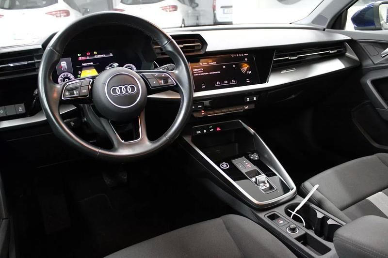 Usado Audi A3 Sportback e-tron Advanced 204 HP (150 kW) 2021 Azul Citadino