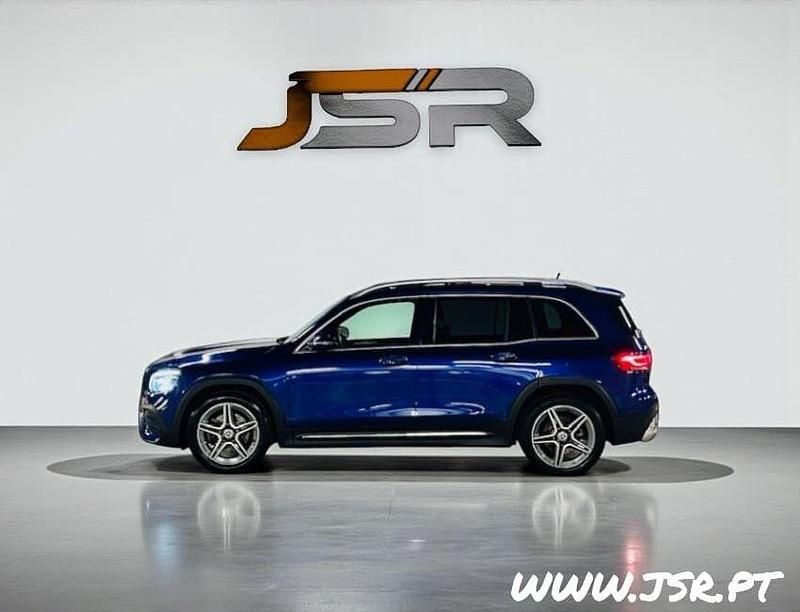 Usado Mercedes GLB200 AMG line 150 HP (110 kW) 2021 Azul SUV