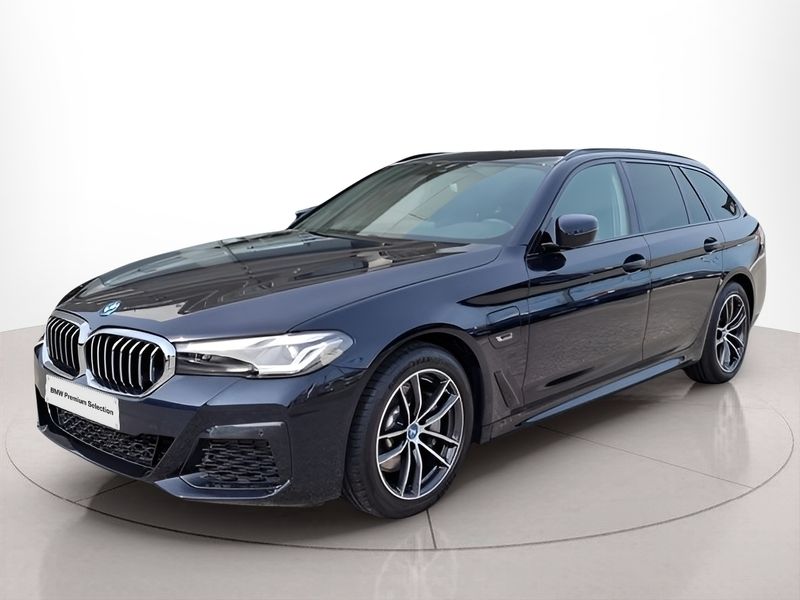 Preto Usado 2023 BMW 530e Comfort Edition Carrinha | € 52.900 (Preço justo) - Imagem 1/4