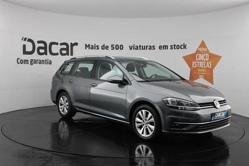 Usado VW Golf VII 115 HP (84 kW) 2019 Cinza Carrinha