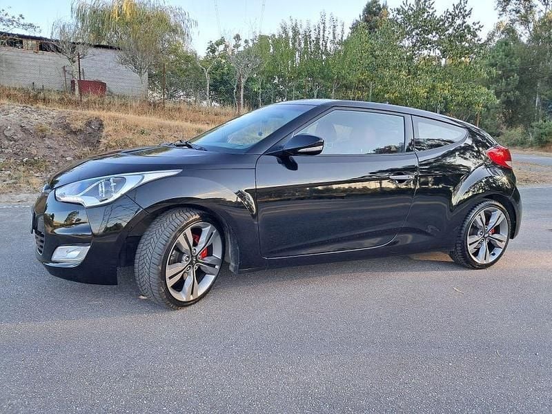 Usado 2011 Hyundai Veloster Citadino | € 11.900 - Imagem 1/4