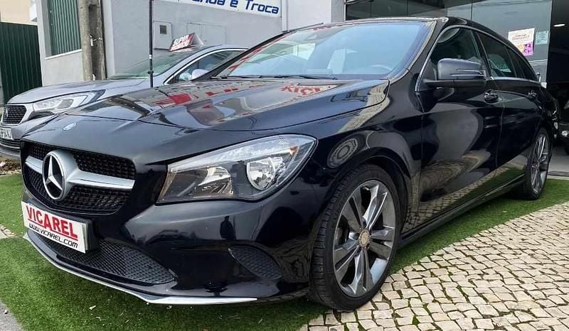 Preto Usado 2017 Mercedes CLA200 Coupé | € 17.500 (Preço justo) - Imagem 1/4