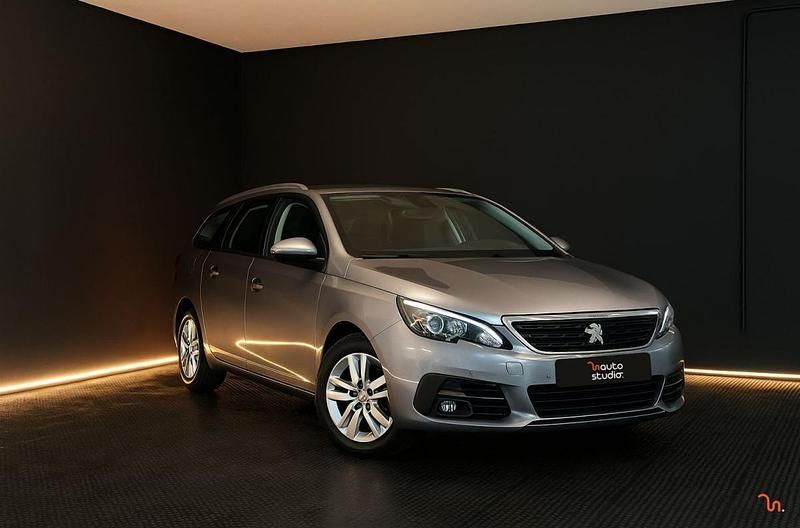 Cinzento Usado 2019 Peugeot 308 Carrinha | € 11.980 (Preço justo) - Imagem 1/4