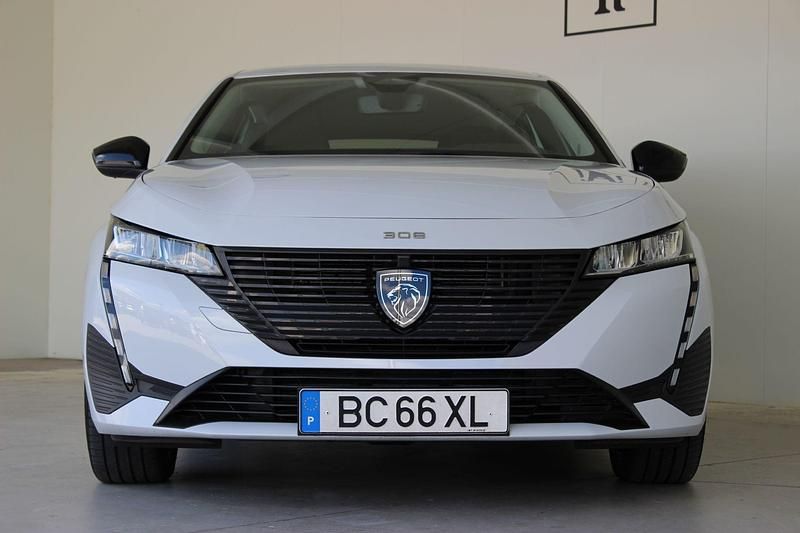 Branco Usado 2023 Peugeot 308 Active Carrinha | € 25.900 (Preço justo) - Imagem 1/4