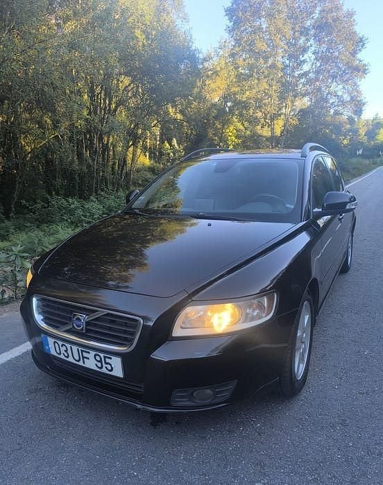 Usado 2009 Volvo V50 Carrinha | € 4.350 (Preço justo) - Imagem 1/4
