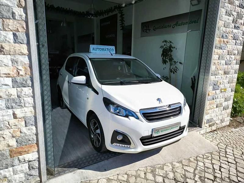 Branco Usado 2018 Peugeot 108 Allure Citadino | € 9.999 (Preço justo) - Imagem 1/4