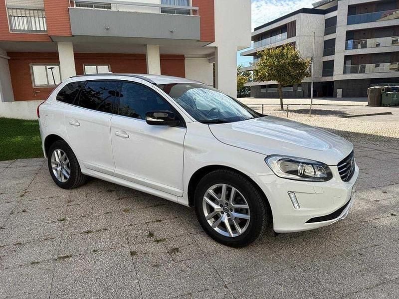 Usado Volvo XC60 190 HP (139 kW) 2017 SUV