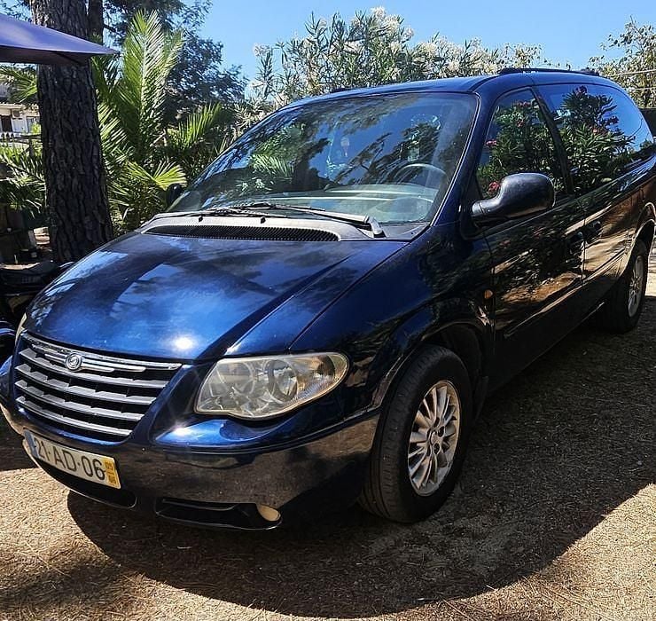 Usado 2005 Chrysler Grand Voyager Monovolume | € 3.500 - Imagem 1/4
