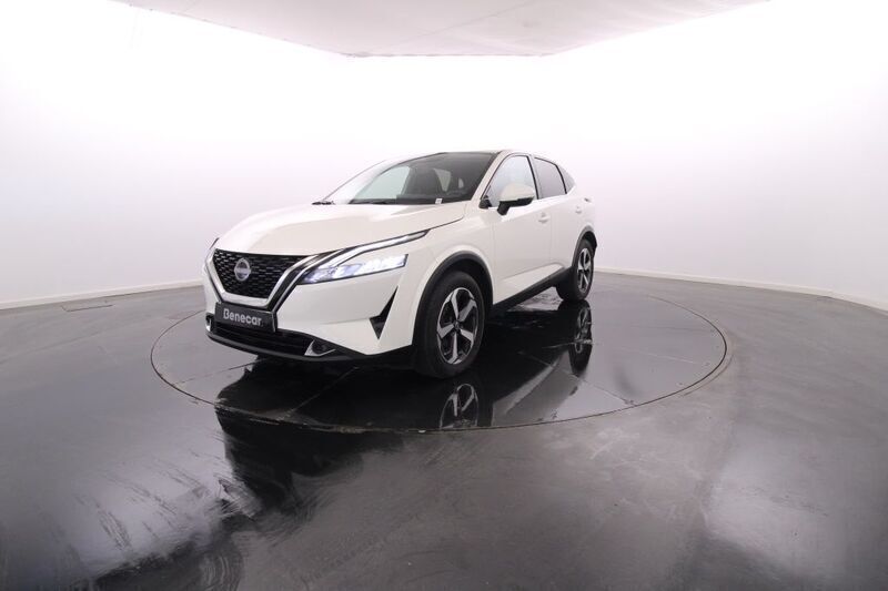 Branco Usado 2023 Nissan Qashqai N-Connecta SUV | € 32.450 (Preço justo) - Imagem 1/4