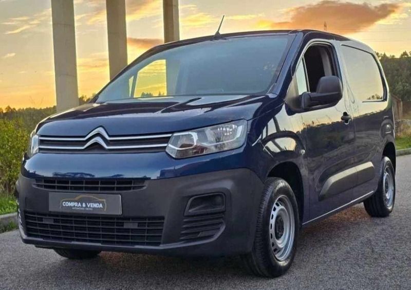 Azul Usado 2019 Citroën Berlingo Monovolume | € 11.799 (Super Preço) - Imagem 1/4