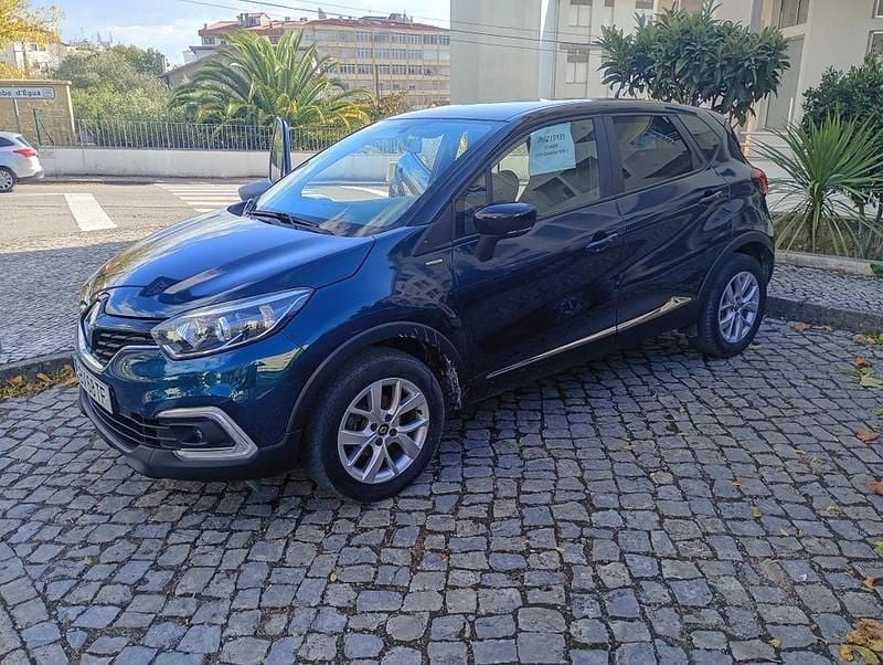 Usado 2020 Renault Captur SUV | € 12.000 (Preço justo) - Imagem 1/4
