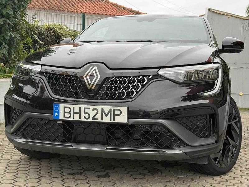 Preto Usado 2024 Renault Arkana Esprit Alpine SUV | € 29.900 - Imagem 1/4