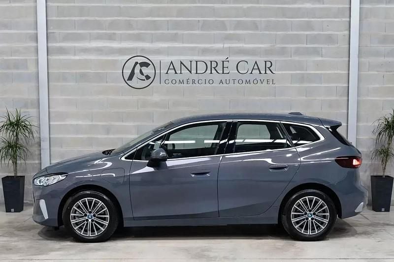 Usado BMW 230e Active Tourer Luxury Line 326 HP (239 kW) 2023 Cinza antracite Monovolume
