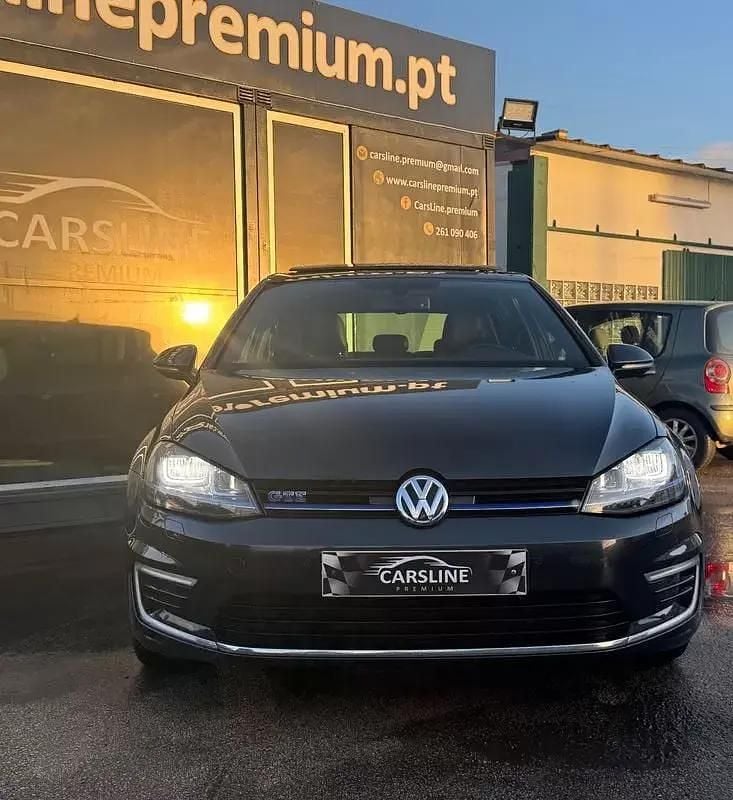 Usado VW Golf VII GTE 204 HP (150 kW) 2015 Cinza antracite Citadino