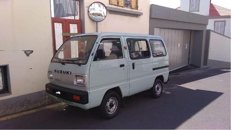 Usado Suzuki Wagon R 1990 Branco Monovolume