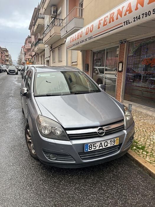 Usado 2005 Opel Astra Sedan | € 3.950 (Preço justo) - Imagem 1/4