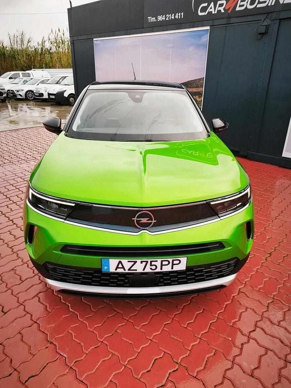 Usado Opel Mokka 100 HP (73 kW) 2023 Verde SUV