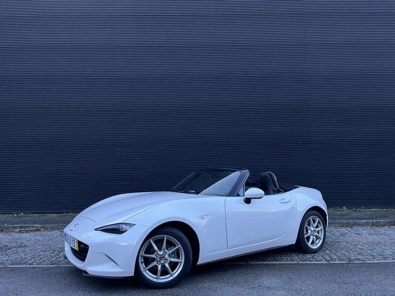 Usado Mazda MX5 131 HP (96 kW) 2018 Branco Cabrios