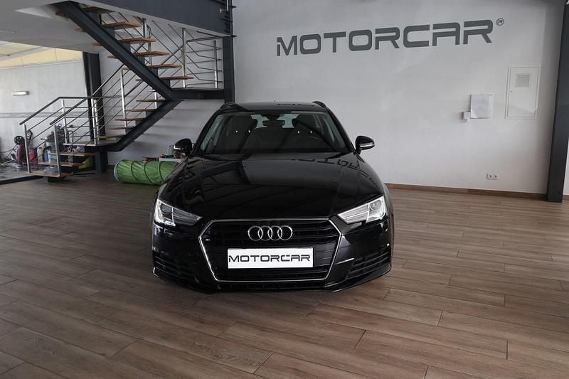 Usado Audi A4 150 HP (110 kW) 2019 Preto Carrinha