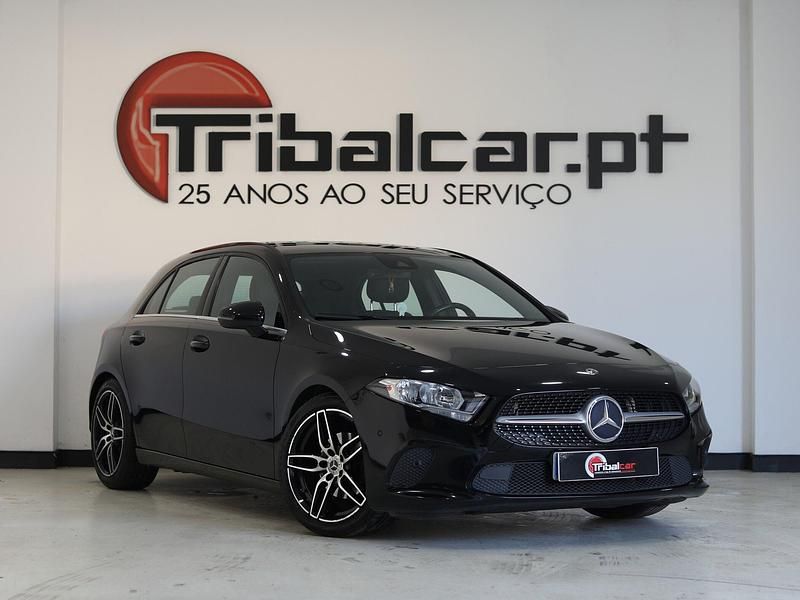 Usado Mercedes A180 Style 116 HP (85 kW) 2018 Preto