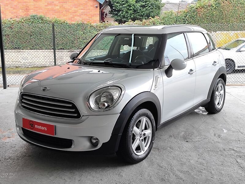 Cinza Usado 2012 Mini Cooper D Countryman SUV | € 12.900 (Super Preço) - Imagem 1/4