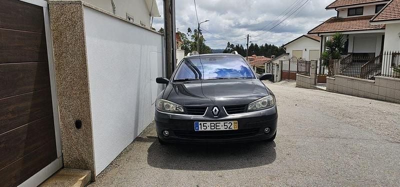 Usado 2007 Renault Laguna III Sedan | € 2.450 (Bom preço) - Imagem 1/4
