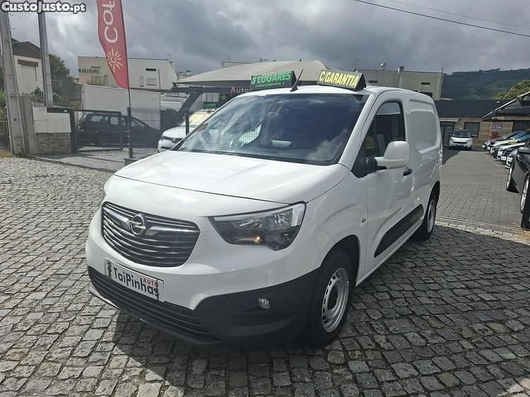 Branco Usado 2019 Opel Combo Monovolume | € 14.450 (Caro) - Imagem 1/1