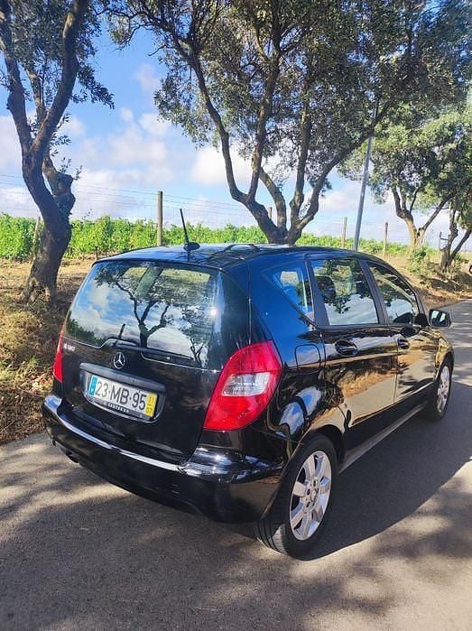 Usado Mercedes A160 95 HP (69 kW) 2011 Sedan