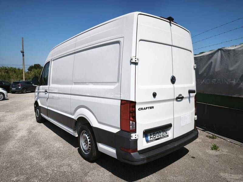 Usado VW Crafter 103 HP (75 kW) 2020 Branco Van