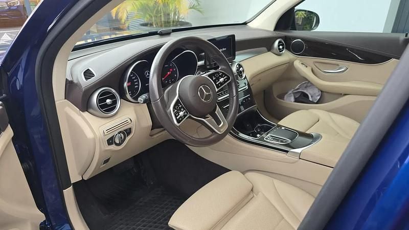 Usado Mercedes GLC220 194 HP (142 kW) 2020 Azul Coupé