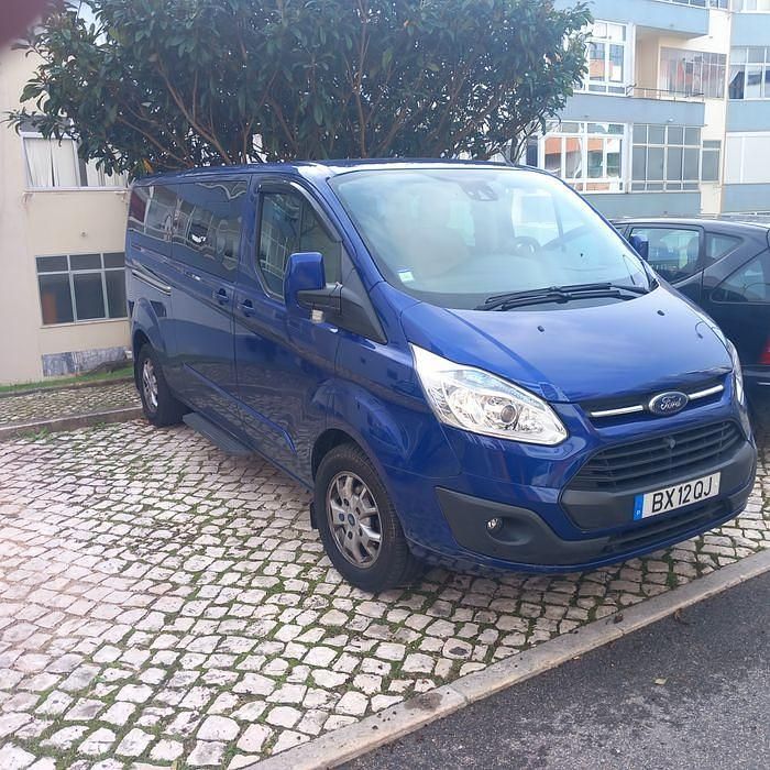 Usado 2015 Ford Tourneo Custom Van | € 18.500 - Imagem 1/4
