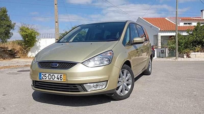 Outro Usado 2007 Ford Galaxy Ghia Monovolume | € 10.400 - Imagem 1/4