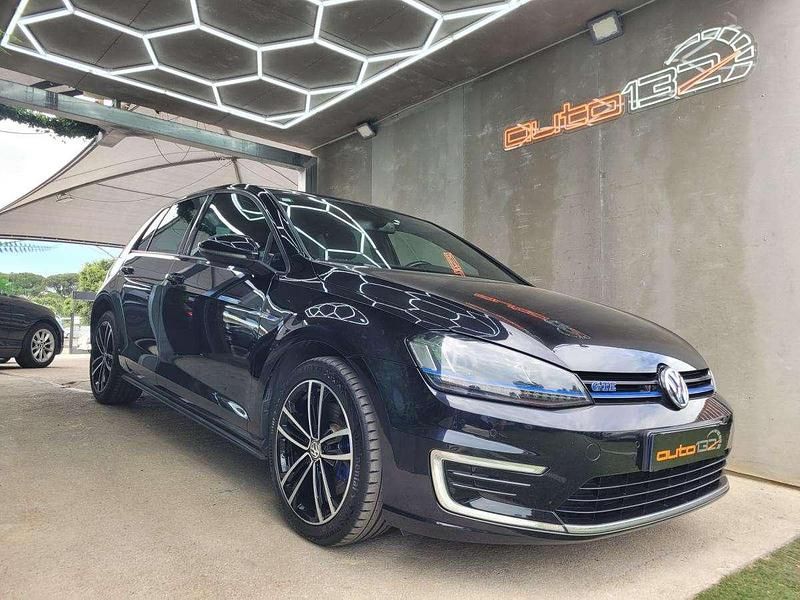 Preto Usado 2015 VW Golf VII GTE | € 15.990 (Preço justo) - Imagem 1/4
