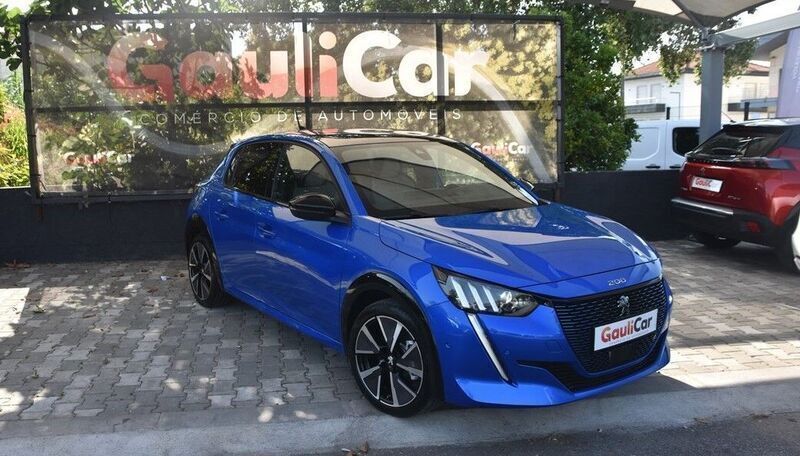 Usado Peugeot e-208 GT 100 kW (136 HP) 2020 Azul Citadino