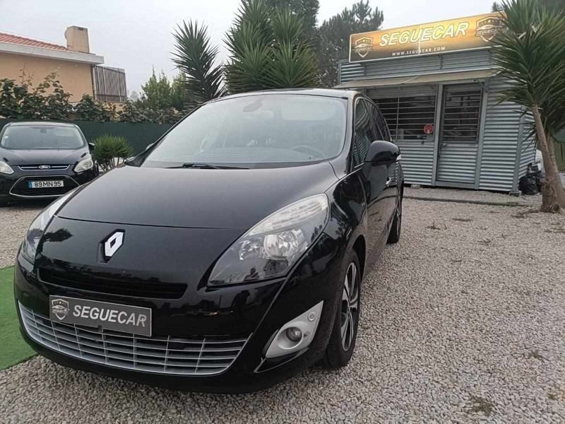 Preto Usado 2011 Renault Scénic III Bose Edition Monovolume | € 7.250 (Bom preço) - Imagem 1/4