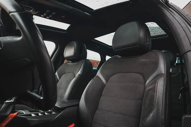 Usado DS Automobiles DS5 So Chic 120 HP (88 kW) 2018 Preto Citadino