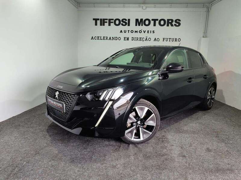 Preto Usado 2021 Peugeot e-208 Active Citadino | € 21.900 - Imagem 1/4