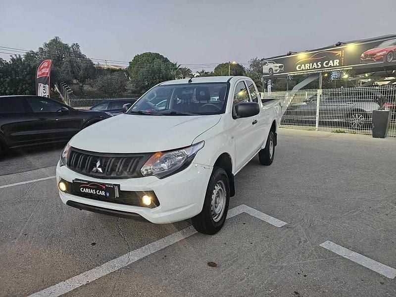 Branco Usado 2018 Mitsubishi L200 Pickup | € 23.490 - Imagem 1/4